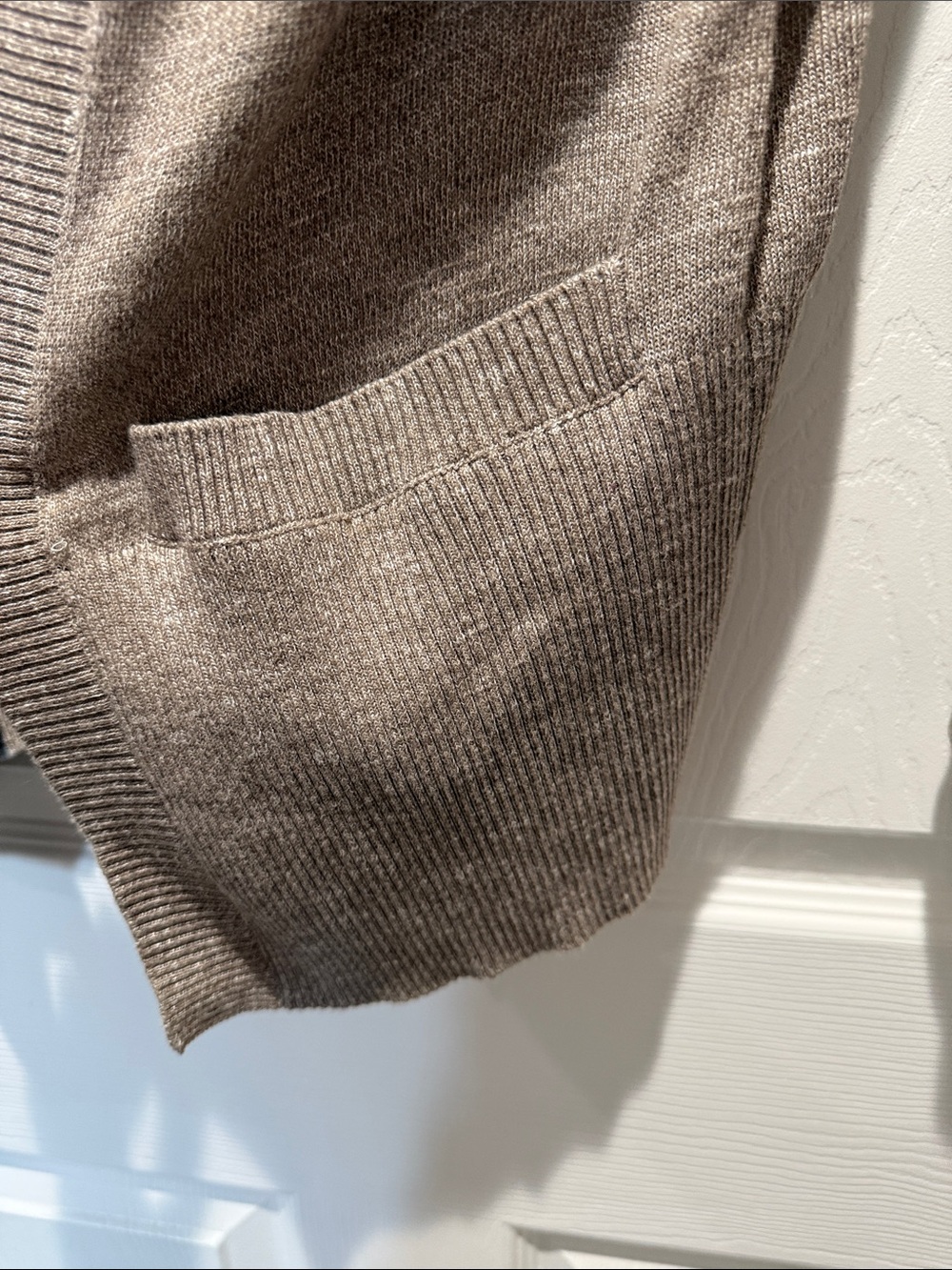 Rewind Open-Front Taupe Knit Cardigan with Pockets - Picture 3 of 4